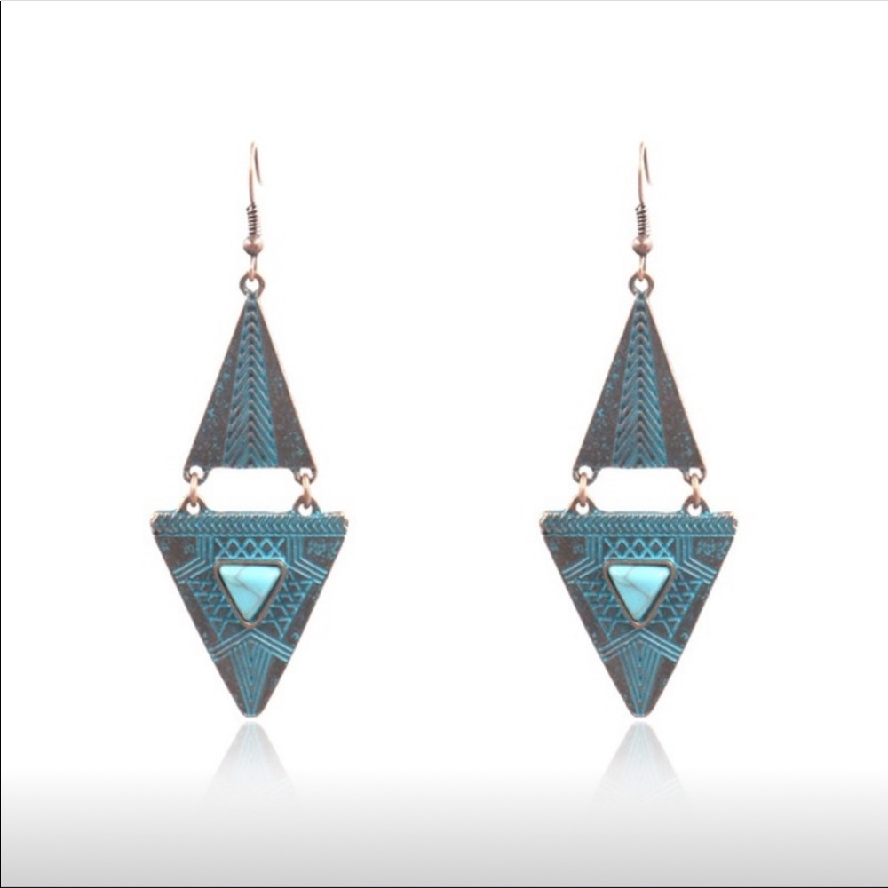 💕 RESTOCKING! Boho Turquoise Drop Earrings - Picture 3 of 4